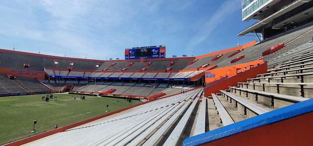 的关注度与 的关注度与